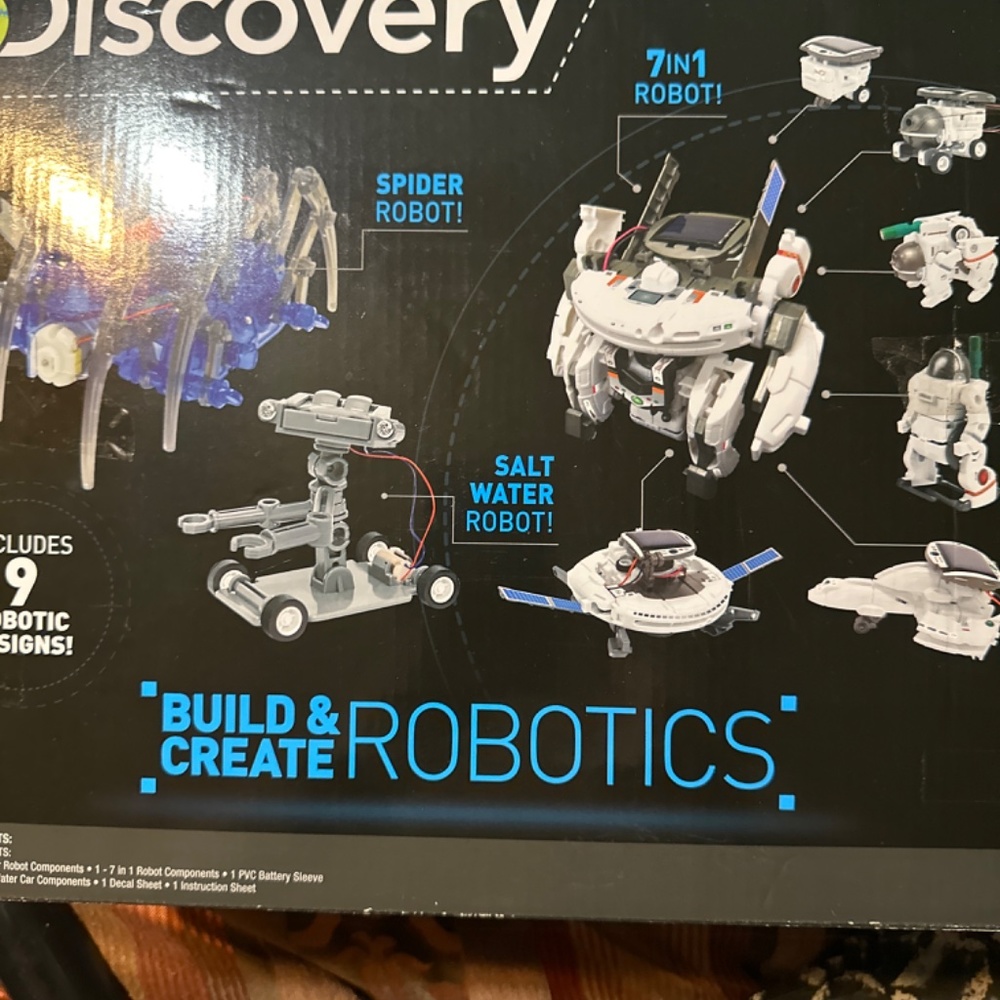 Discover Robot - Picture 2 of 4